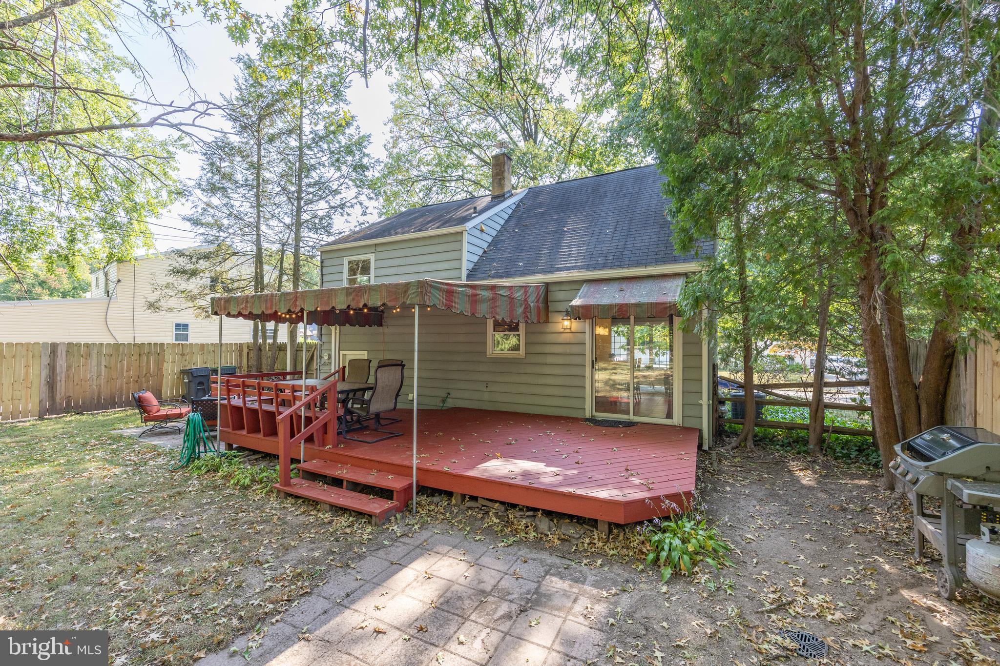 743 Valley Road Phoenixville, PA 19460 - Photo 4 of 40 Rear deck