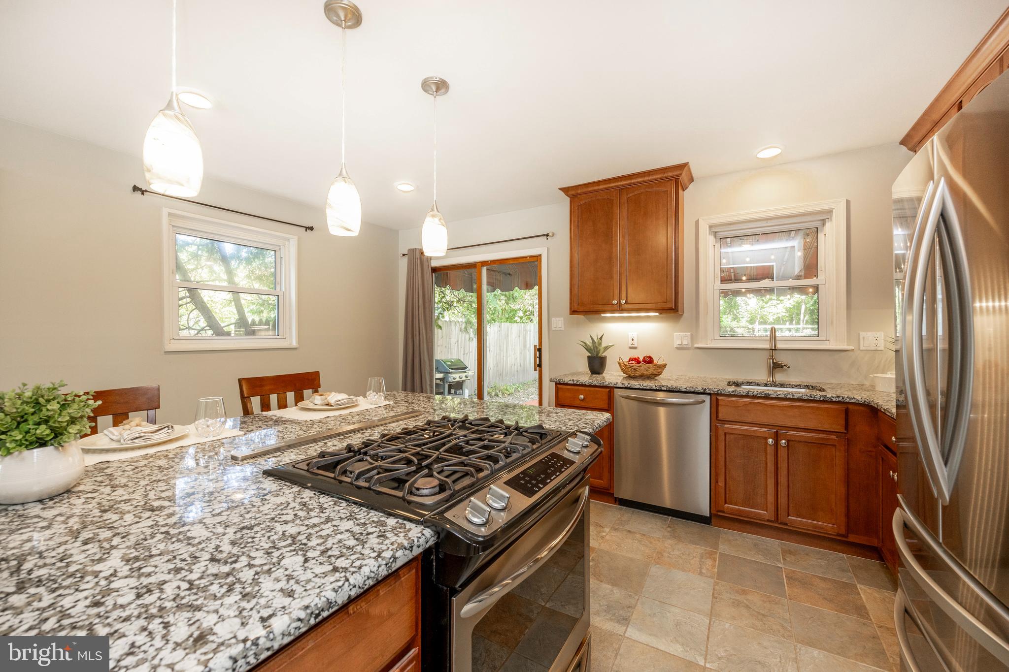 743 Valley Road Phoenixville, PA 19460 - Photo 10 of 40 Eat-in Kitchen