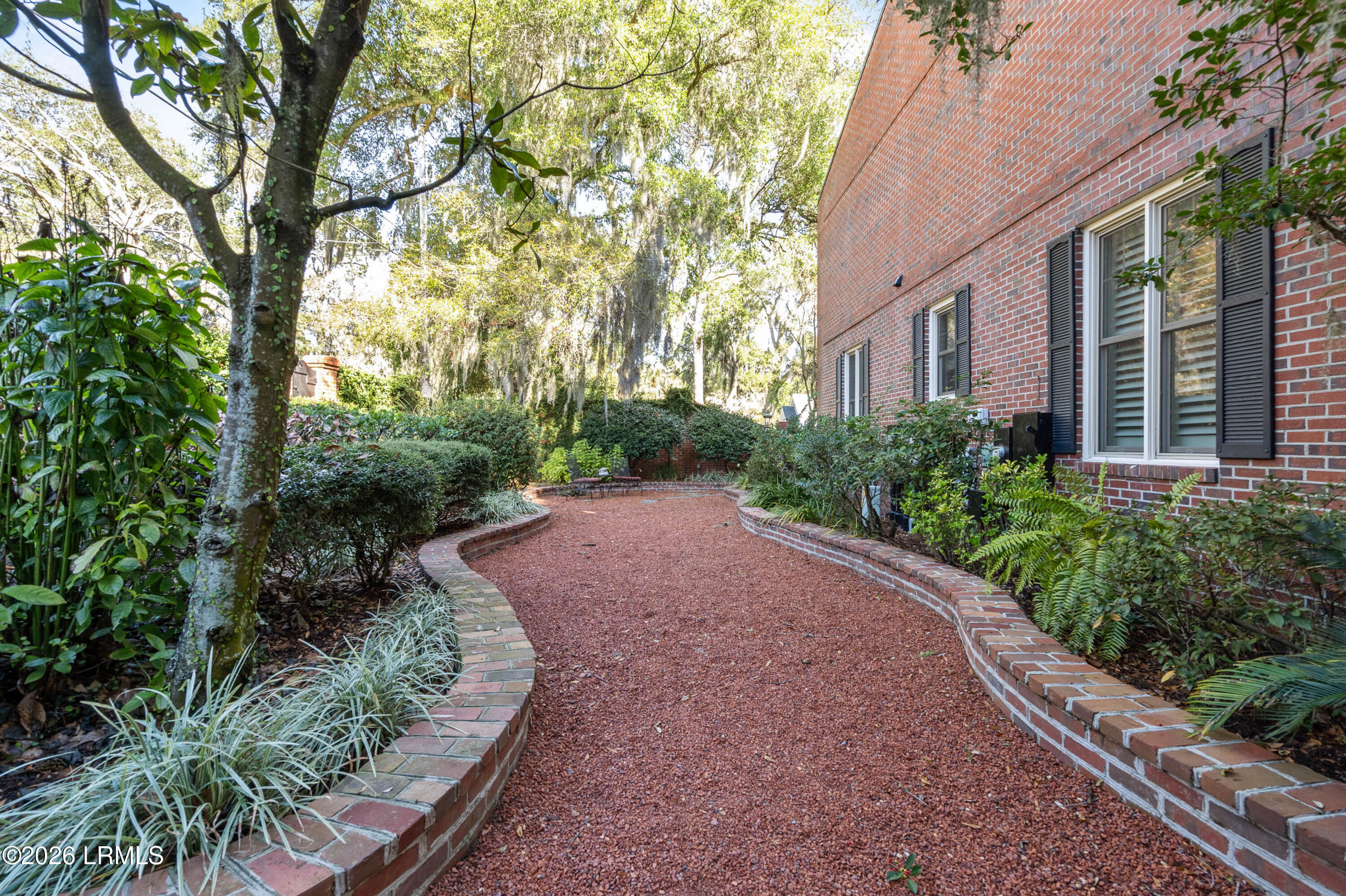 895 Ribaut Road, Unit A6 Beaufort, SC 29902 - Photo 30 of 43 6 Carriage Ct-1