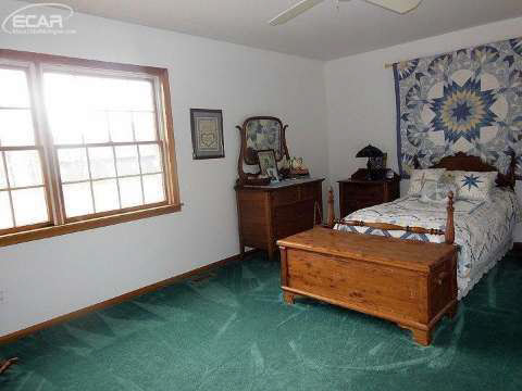 8144 Calkins Road Flint, MI 48532 - Photo 27 of 59 20434625-26.JPG