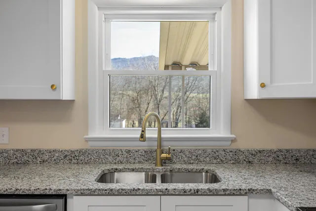 a close view of sink and tap