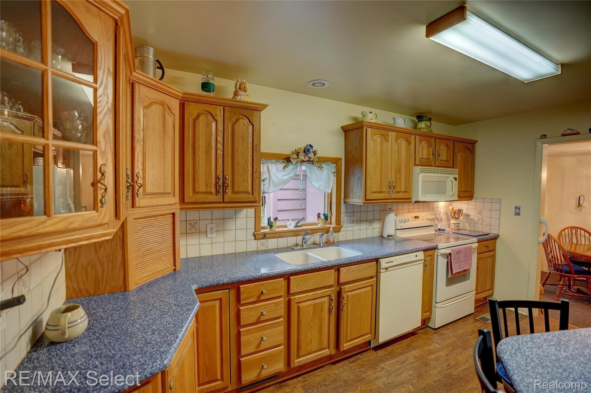2120 Elms Road Swartz Creek, MI 48473 - Photo 22 of 49 2120 S Elms Rd 25.jpg