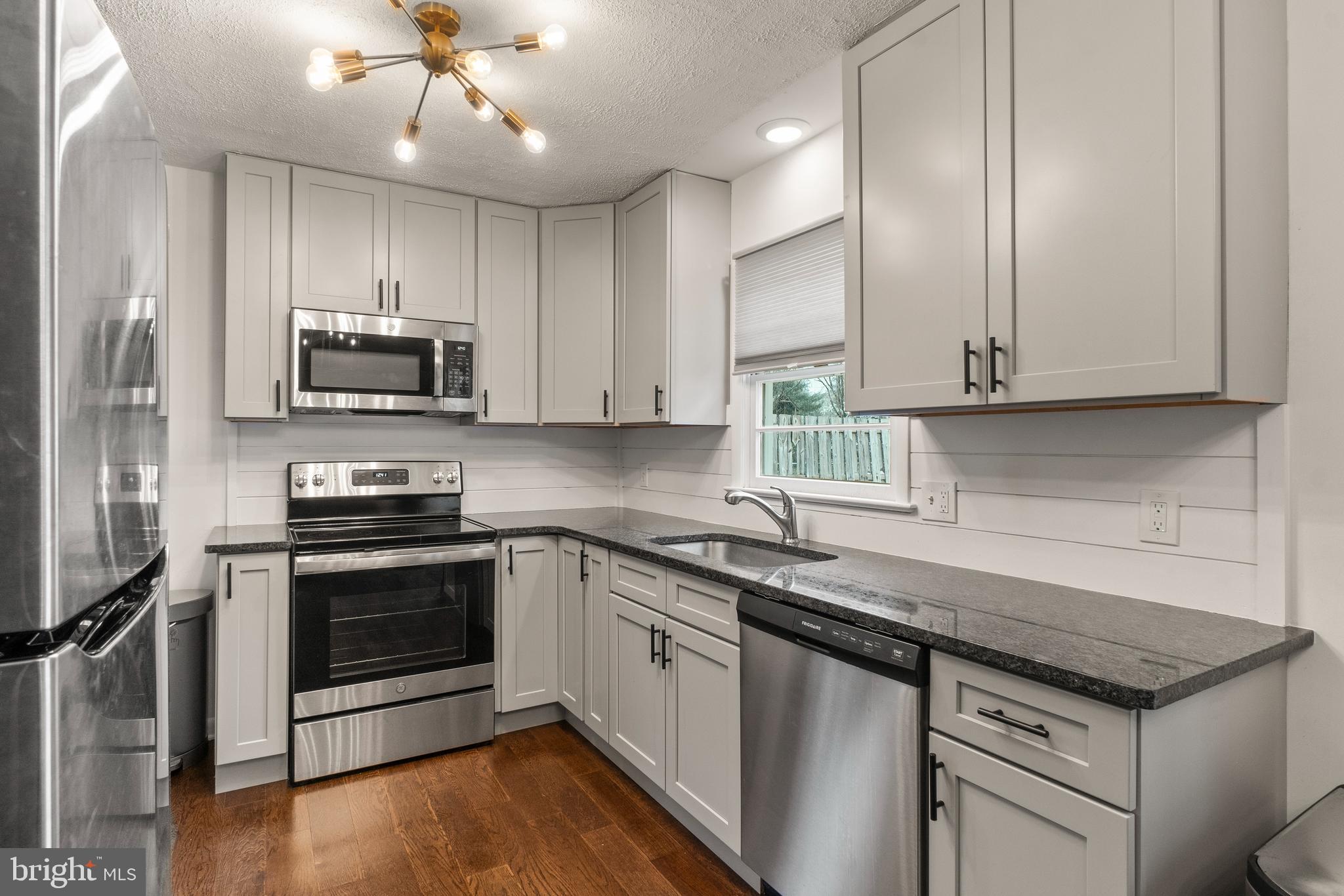 49 Sullivan Road Westminster, MD 21157 - Photo 7 of 22 Granite Countertops