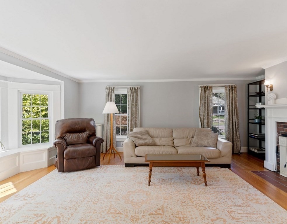 8 Merriam Road Grafton, MA 01519 - Photo 6 of 33 Gallery Image 6