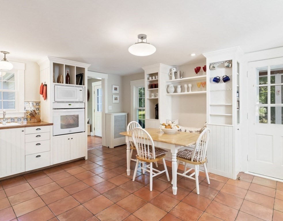 8 Merriam Road Grafton, MA 01519 - Photo 9 of 33 Gallery Image 9