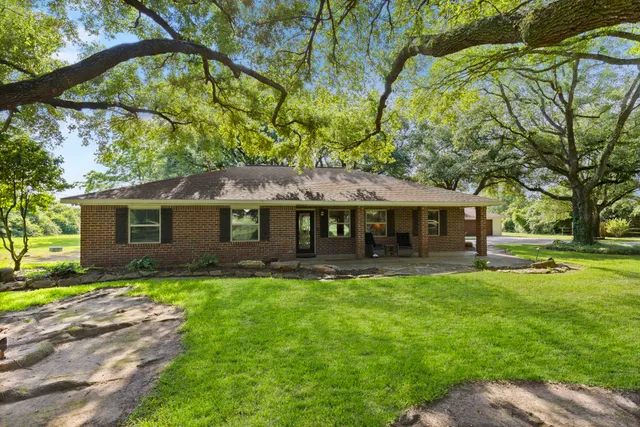 $3,950 | 21652 Mueschke Road, Tomball, TX 77377