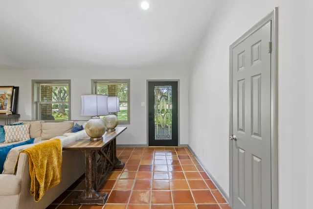 $3,950 | 21652 Mueschke Road, Tomball, TX 77377