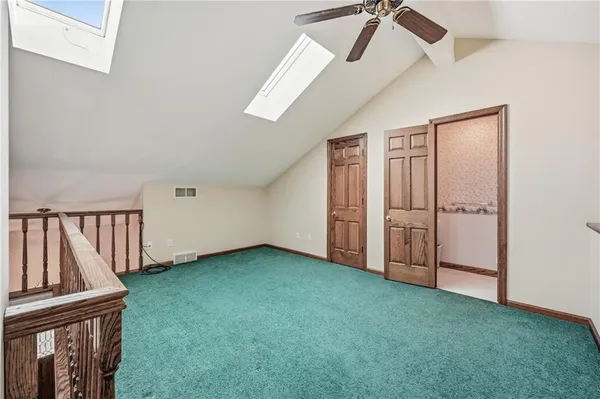 $499,900 | 180 Oakview Drive, Hermitage, PA 16148