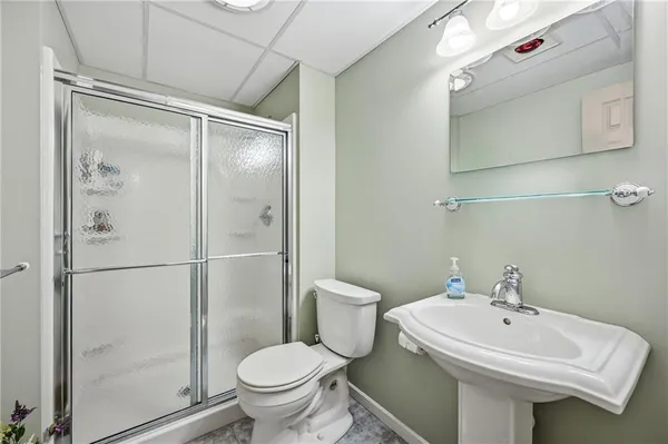 $499,900 | 180 Oakview Drive, Hermitage, PA 16148