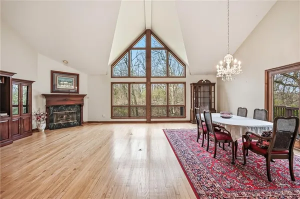 $499,900 | 180 Oakview Drive, Hermitage, PA 16148