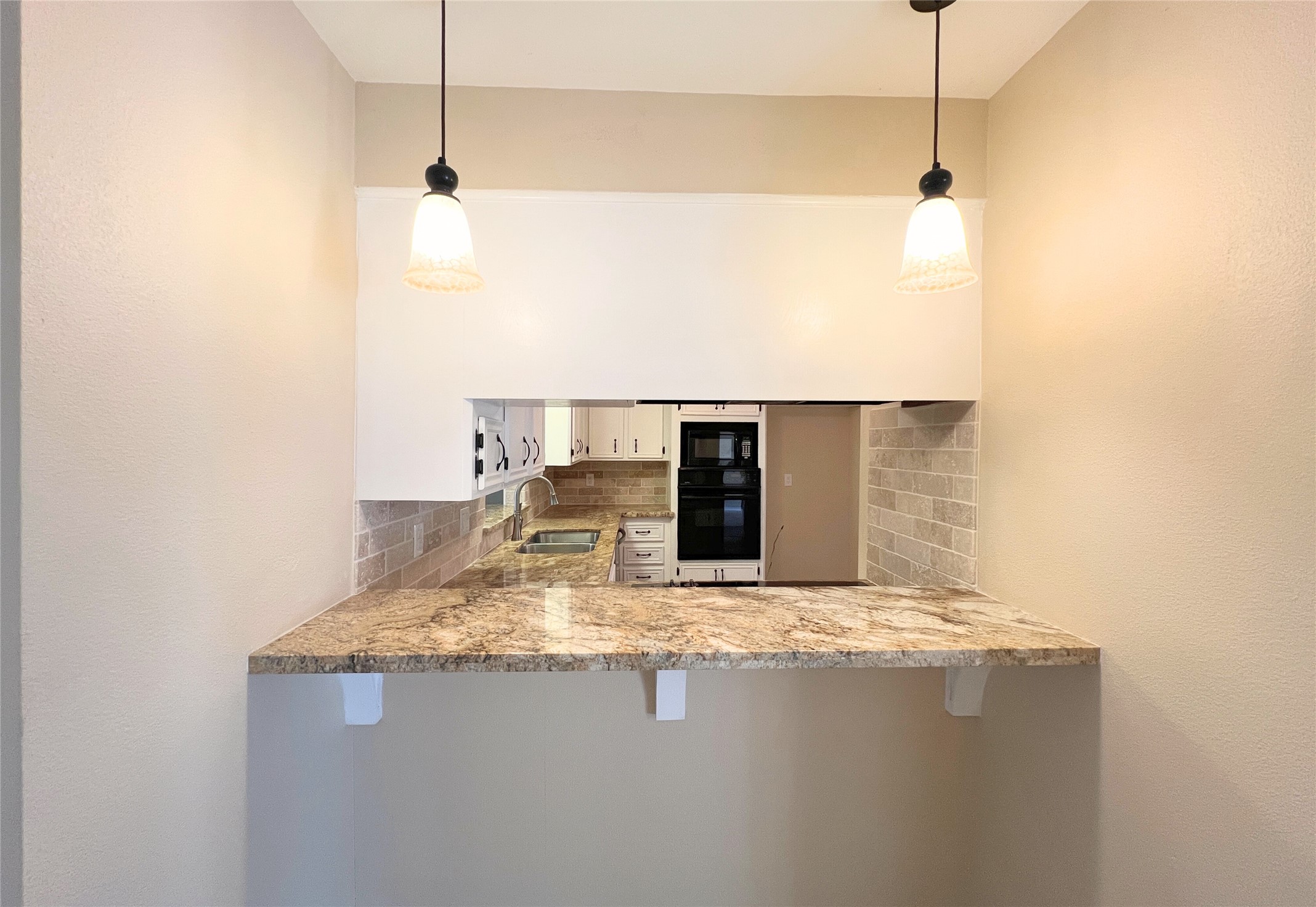 25314 Hickory Valley Lane Spring, TX 77373 - Photo 9 of 33