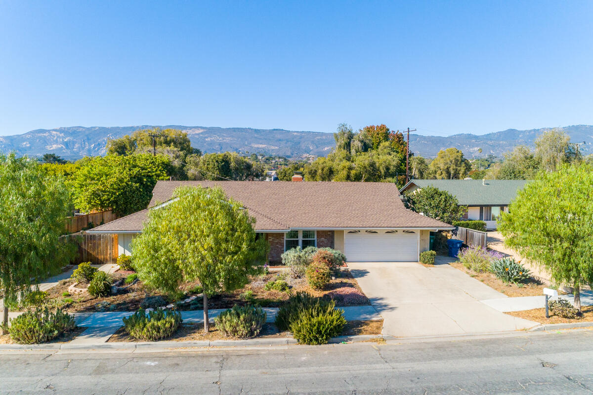 5730 Berkeley Road Goleta, CA 93117 - Photo 12 of 39 Mountain Views - 5730 Berkeley Rd