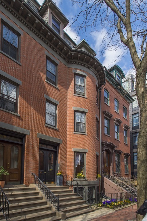 15 East Springfield Street, Unit 2 Boston, MA 02118 - Photo 17 of 17 a front view of a building