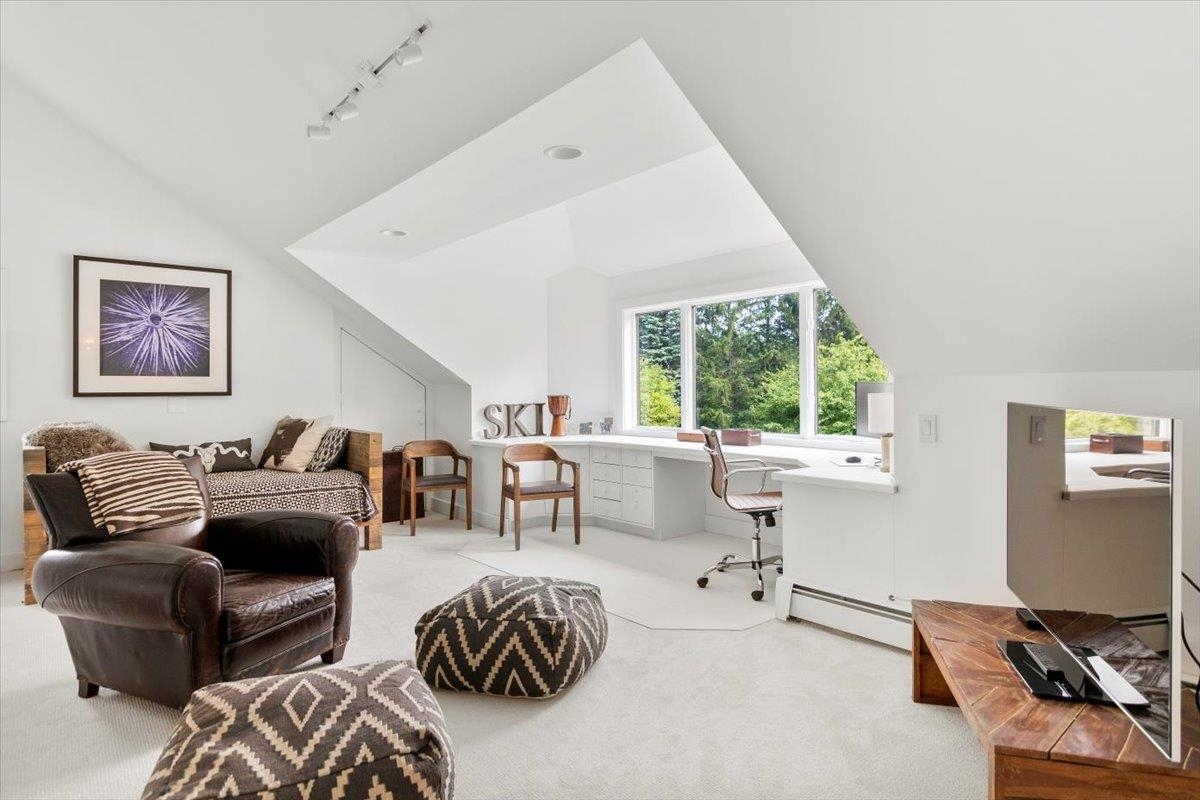 564 Overlook Road Manchester, VT 05255 - Photo 39 of 60