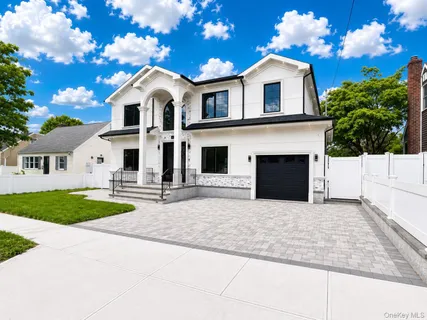 $1,650,000 | 26 Kingston Avenue, Hicksville, NY 11801