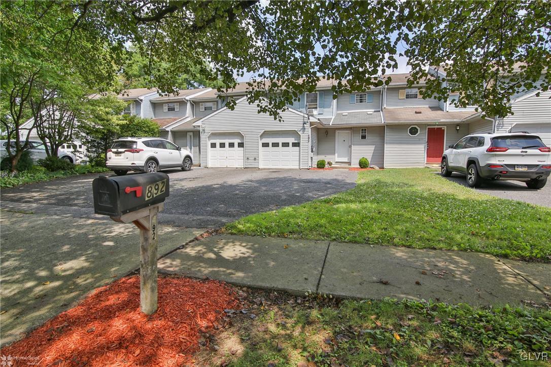 892 Briarstone Road Bethlehem, PA 18017 - Photo 1 of 30 Gallery Image 1