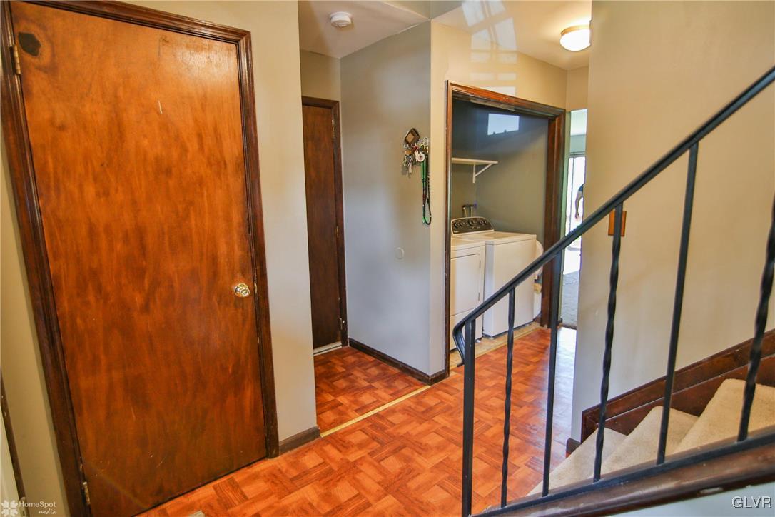 892 Briarstone Road Bethlehem, PA 18017 - Photo 6 of 30 Gallery Image 6