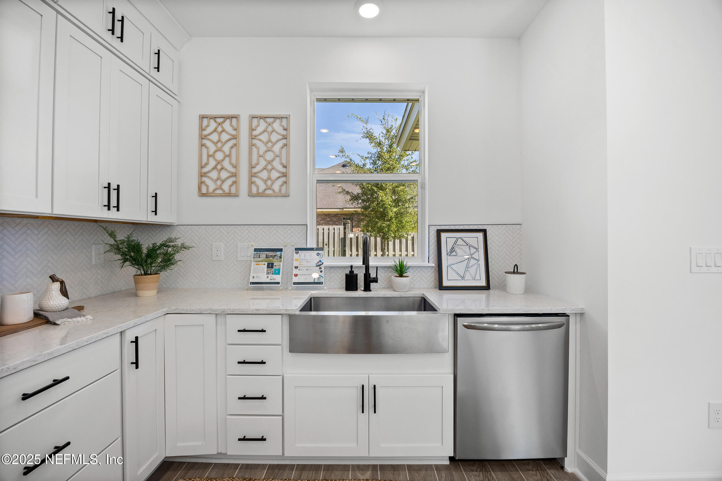 3789 Spring Garden Jacksonville, FL 32223 - Photo 19 of 58 19 - interior