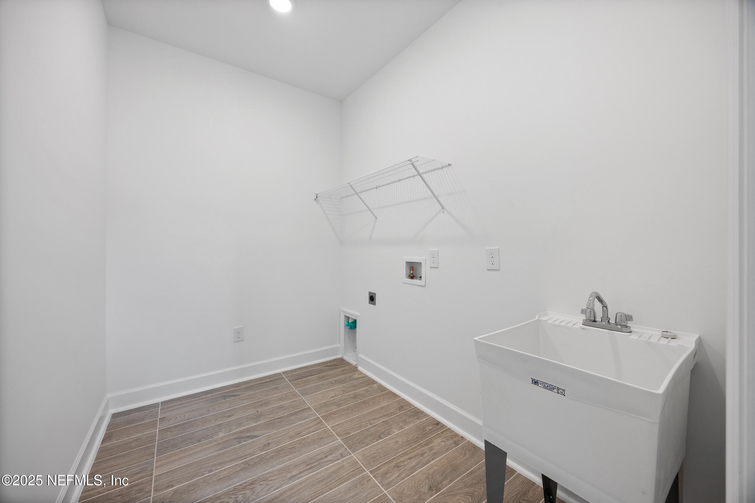 3789 Spring Garden Jacksonville, FL 32223 - Photo 34 of 58 34 - interior