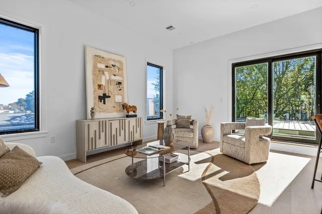 $684,900 | 125 Addison Street, Unit 102, Boston, MA 02128