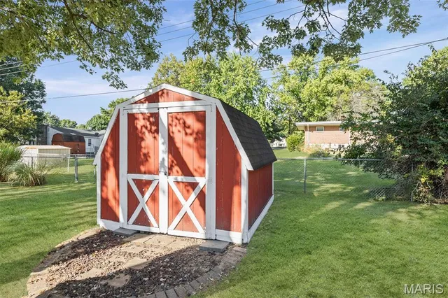 $210,000 | 145 Marilyn Drive, Swansea, IL 62226