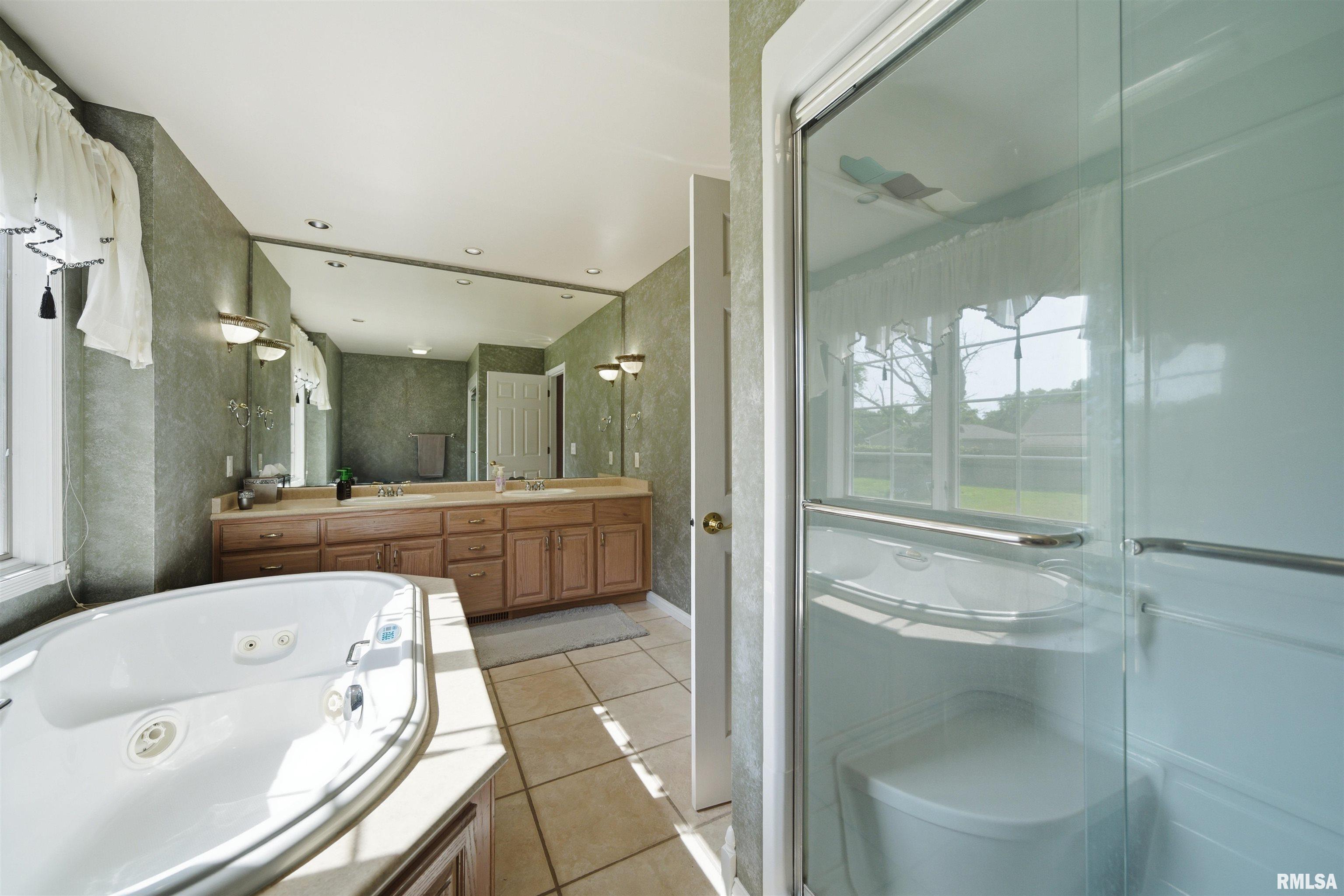 211 Wagner Street Washington, IL 61571 - Photo 26 of 51