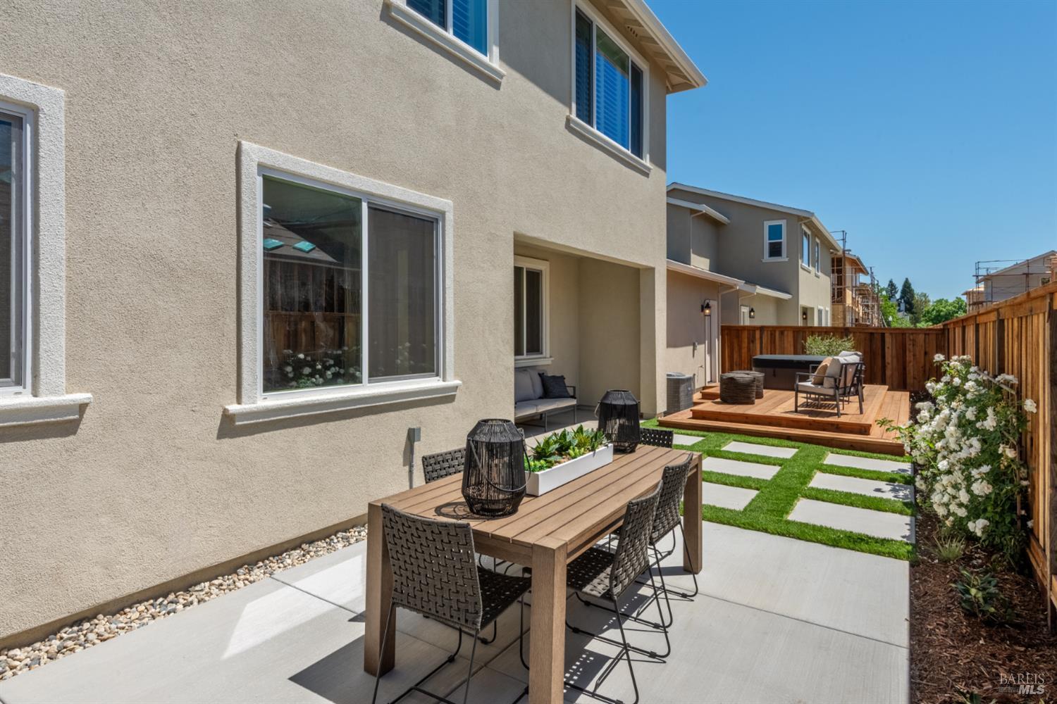 2534 Courtney Avenue Santa Rosa, CA 95403 - Photo 16 of 18