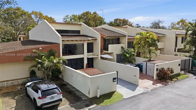 $620,000 | 7855 Southwest 106th Avenue, Miami, FL 33173