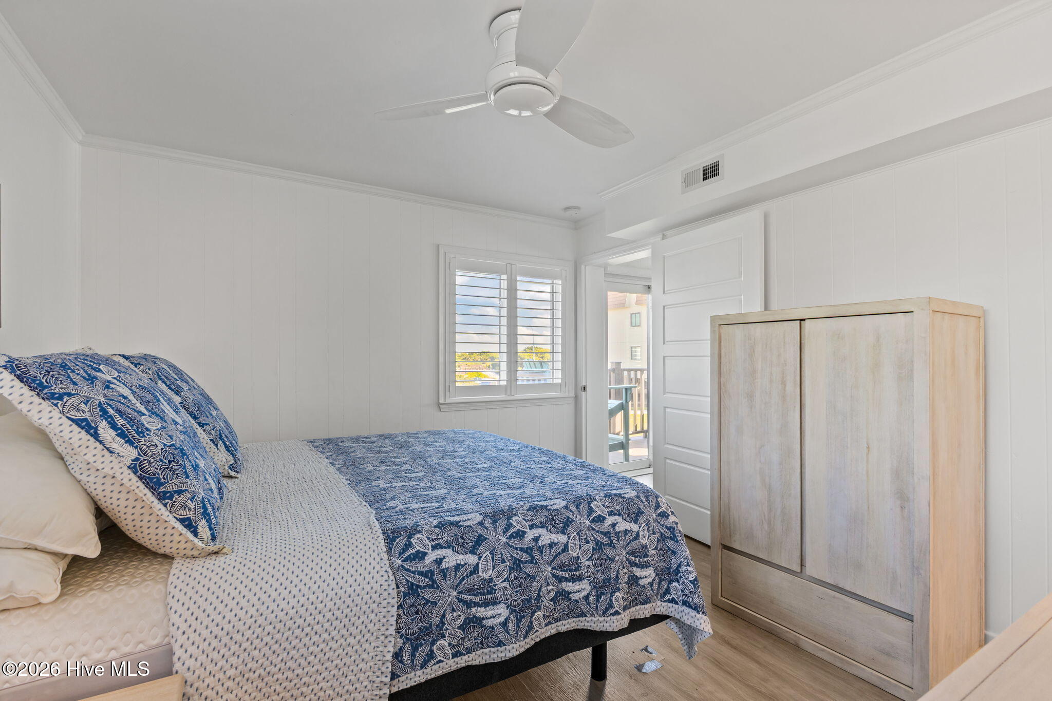 2008 East Fort Macon Road, Unit H1 Atlantic Beach, NC 28512 - Photo 14 of 36 Master Bedroom