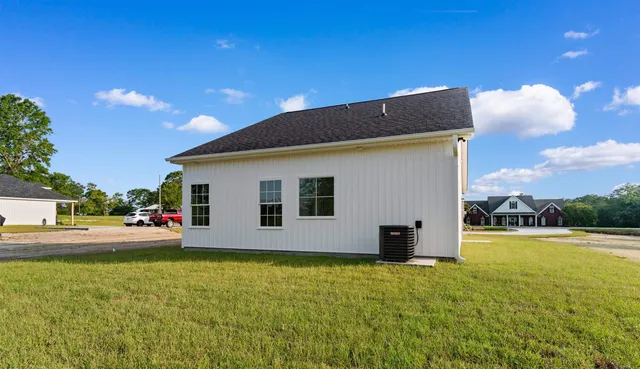 $268,000 | 200 Zion Road, Galivants Ferry, SC 29544