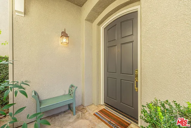 $5,100 | 23810 Bayview Court, Valencia, CA 91355