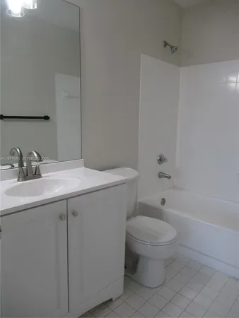 $2,800 | 6825 Southwest 45th Lane, Unit 12, Miami, FL 33155