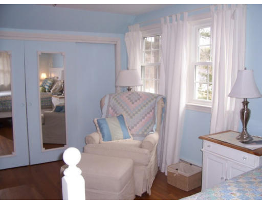 67 Bradford Road Hanover, MA 02339 - Photo 6 of 6 Gallery Image 6