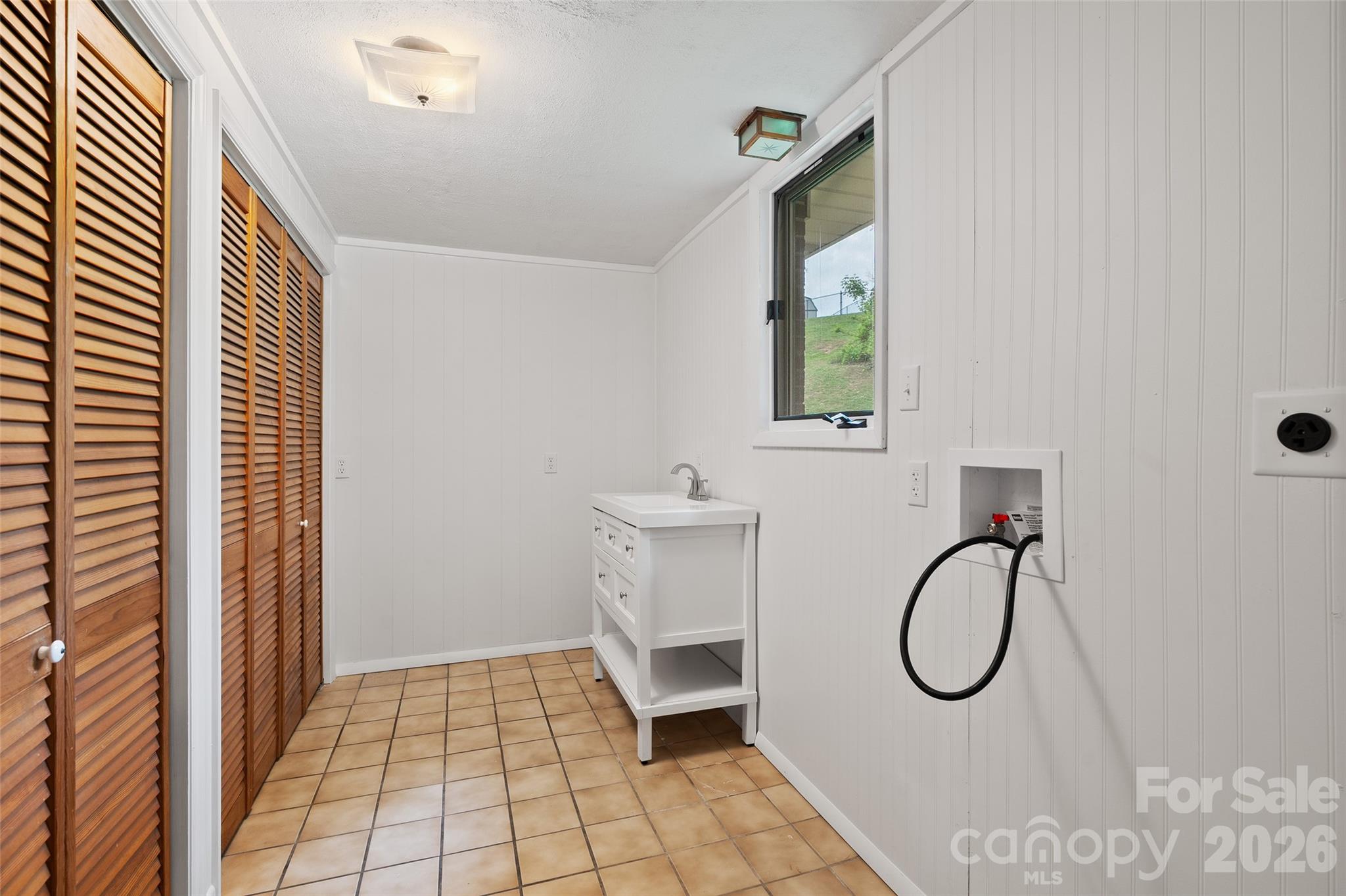 55 Boydston Street Canton, NC 28716 - Photo 17 of 30