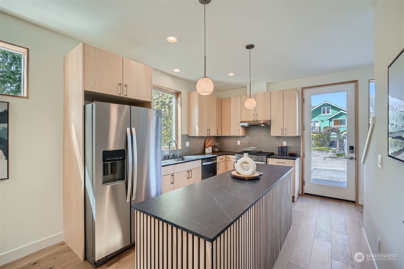 732 North 67th Street Seattle, WA 98103 - Photo 10 of 31 Gallery Image 10