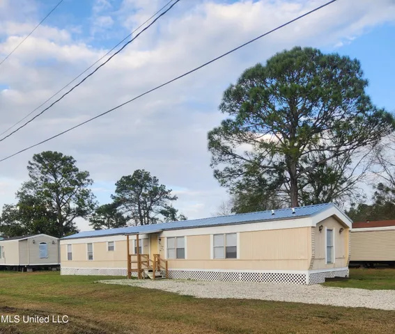 $1,200 | 9267 Cuandet Road, Unit 23, Gulfport, MS 39503