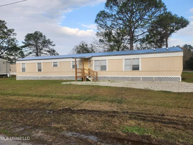 $1,200 | 9267 Cuandet Road, Unit 23, Gulfport, MS 39503