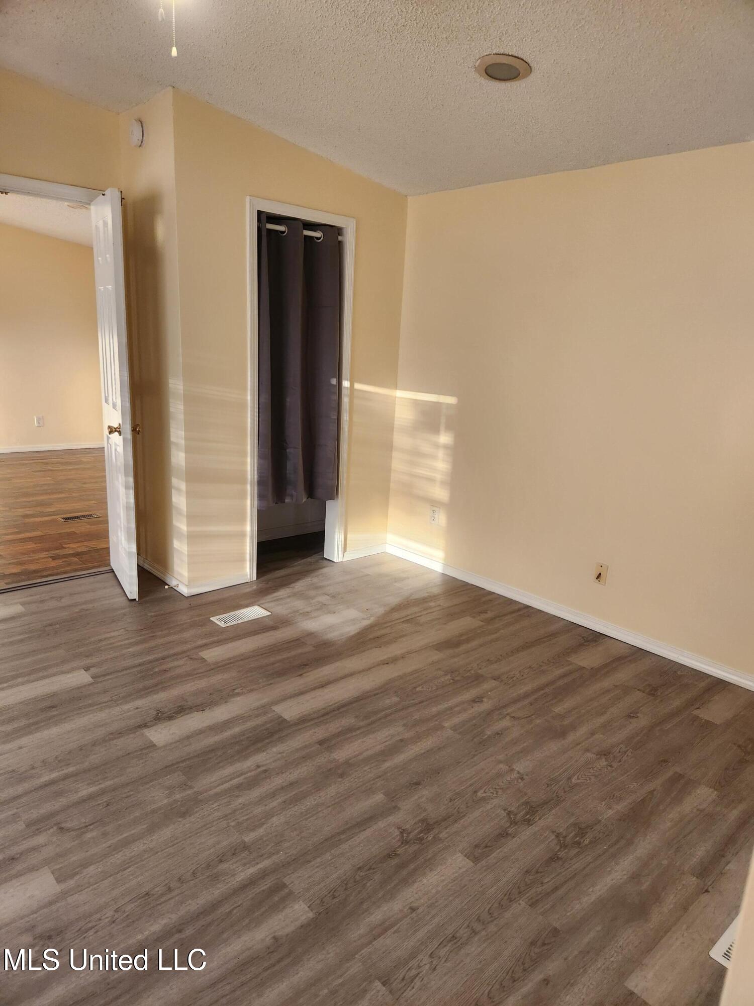 9267 Cuandet Road, Unit 23 Gulfport, MS 39503 - Photo 8 of 19 20250212_170229