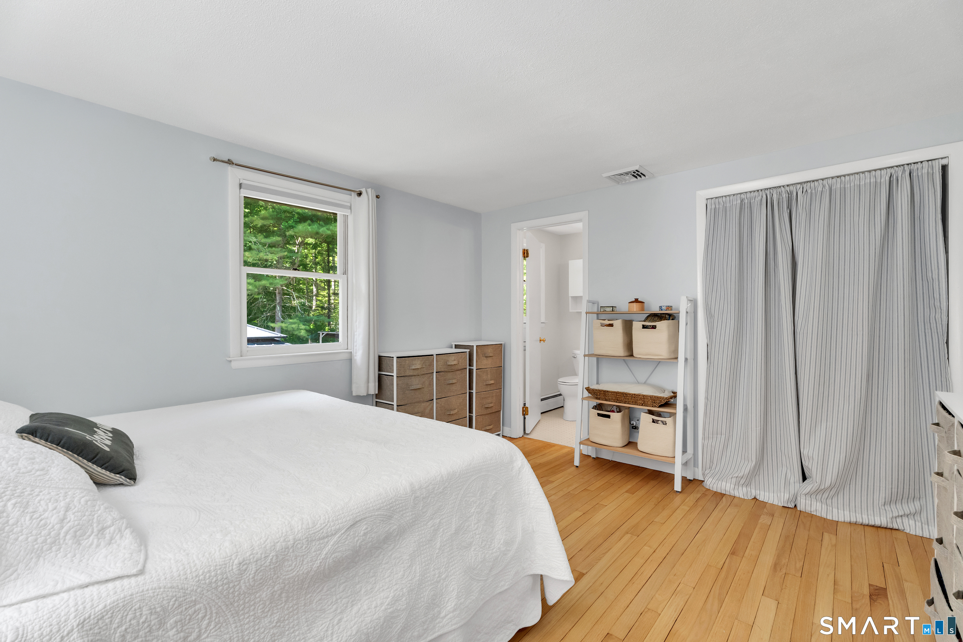 384 Beaver Meadow Road Haddam, CT 06441 - Photo 18 of 38