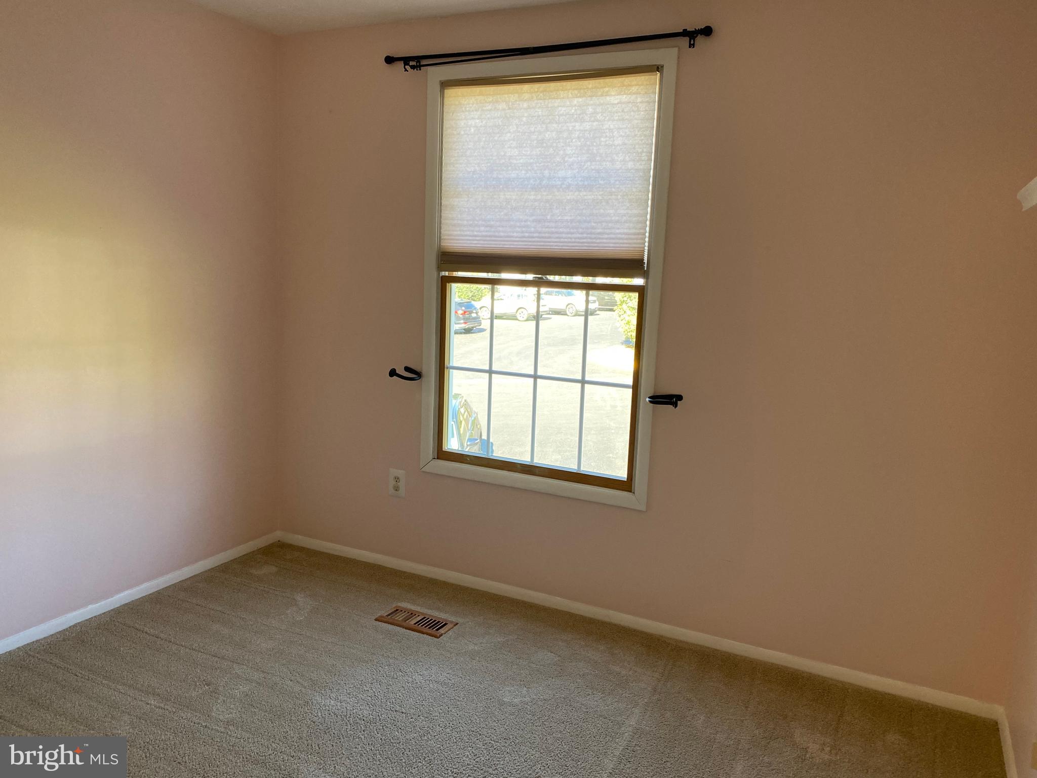 1666 Barnstead Drive Reston, VA 20194 - Photo 34 of 51 Bedroom 3