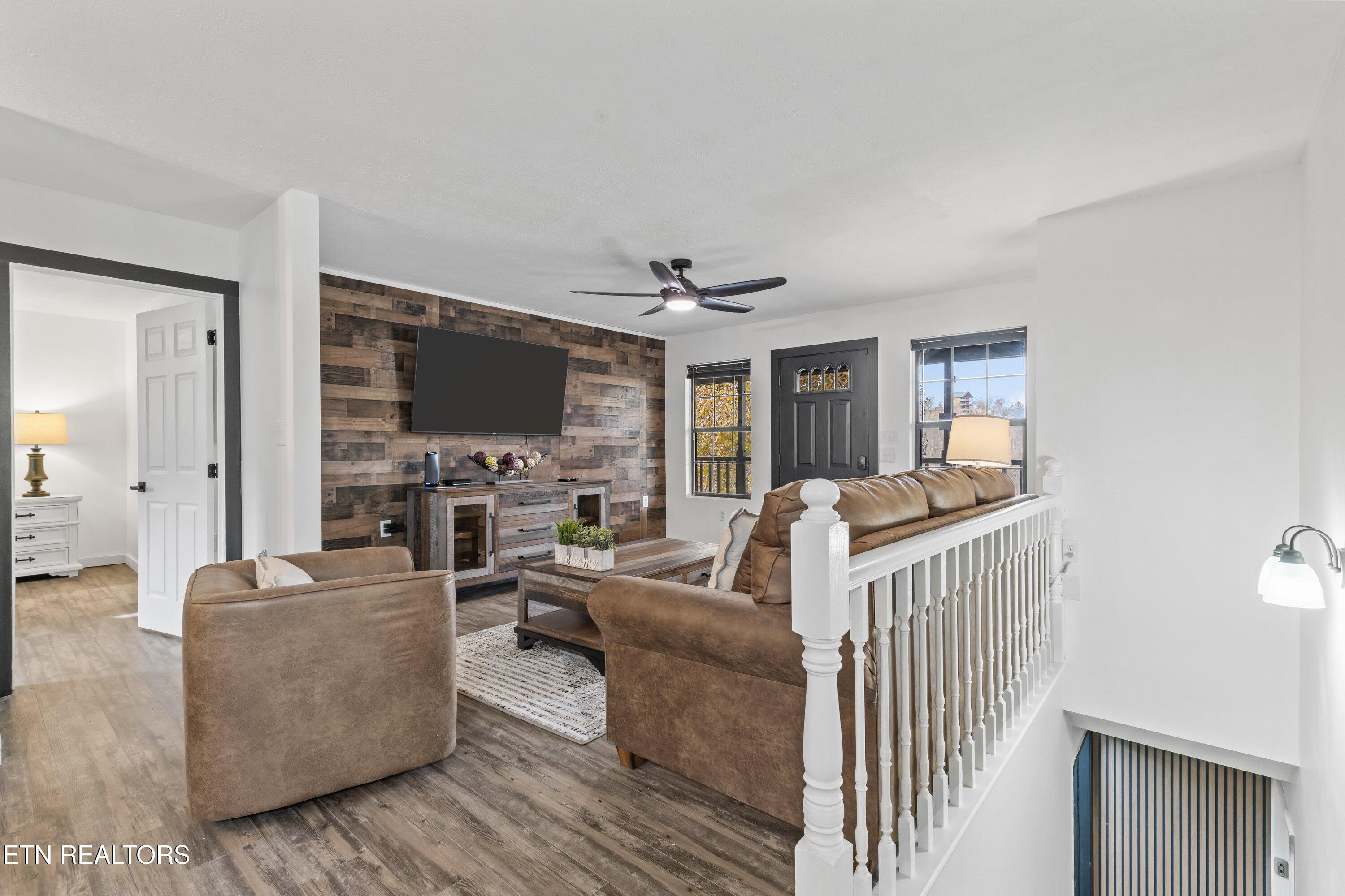 3030 Engle Town Road Sevierville, TN 37862 - Photo 12 of 39 living room7