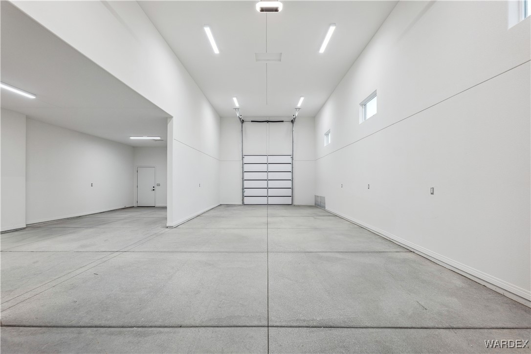 2661 Pegasus Ranch Road Bullhead City, AZ 86429 - Photo 47 of 56 Garage