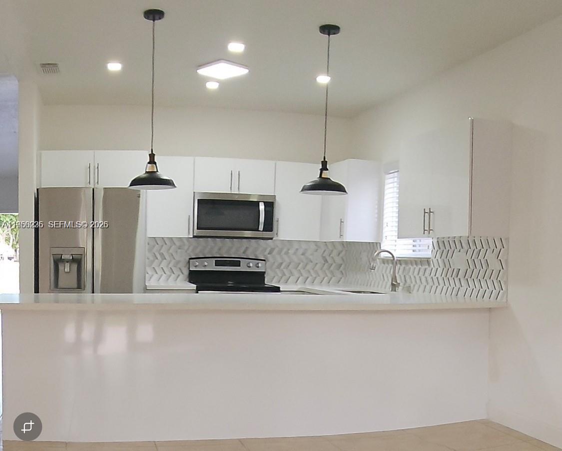 9141 Southwest 162nd Court Miami, FL 33196 - Photo 5 of 17