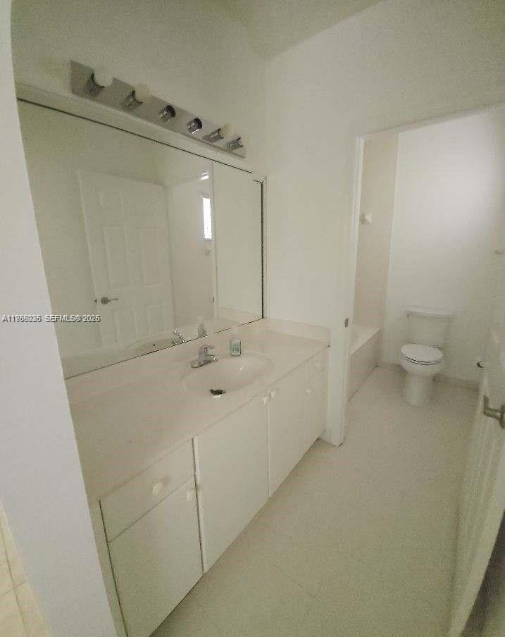 9141 Southwest 162nd Court Miami, FL 33196 - Photo 8 of 17