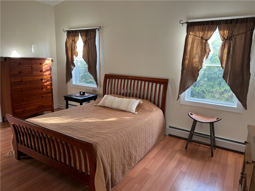 122 Greenville Road North Smithfield, RI 02896 - Photo 9 of 20 Spacious primary bedroom.