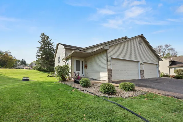 $274,900 | 11139 Frankfort Parkway Northeast, St. Michael, MN 55376