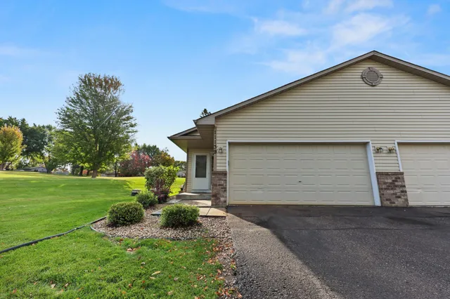 $274,900 | 11139 Frankfort Parkway Northeast, St. Michael, MN 55376