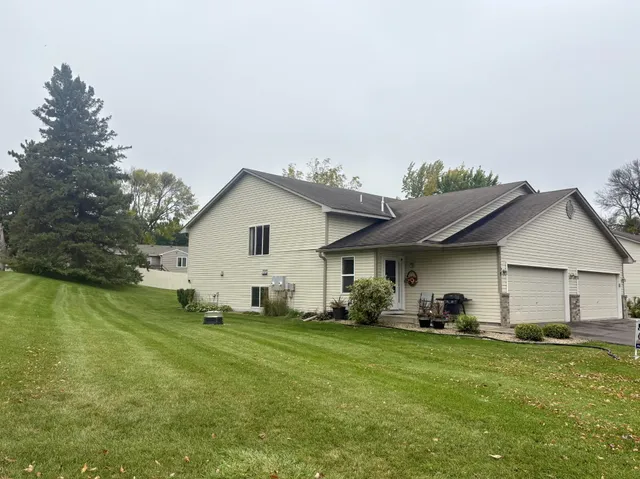 $274,900 | 11139 Frankfort Parkway Northeast, St. Michael, MN 55376