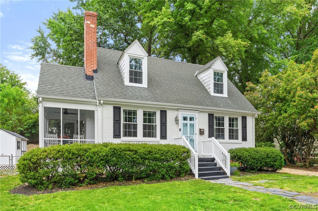 7503 Glebe Road Henrico, VA 23229 - Photo 25 of 25 front view of a house with a yard