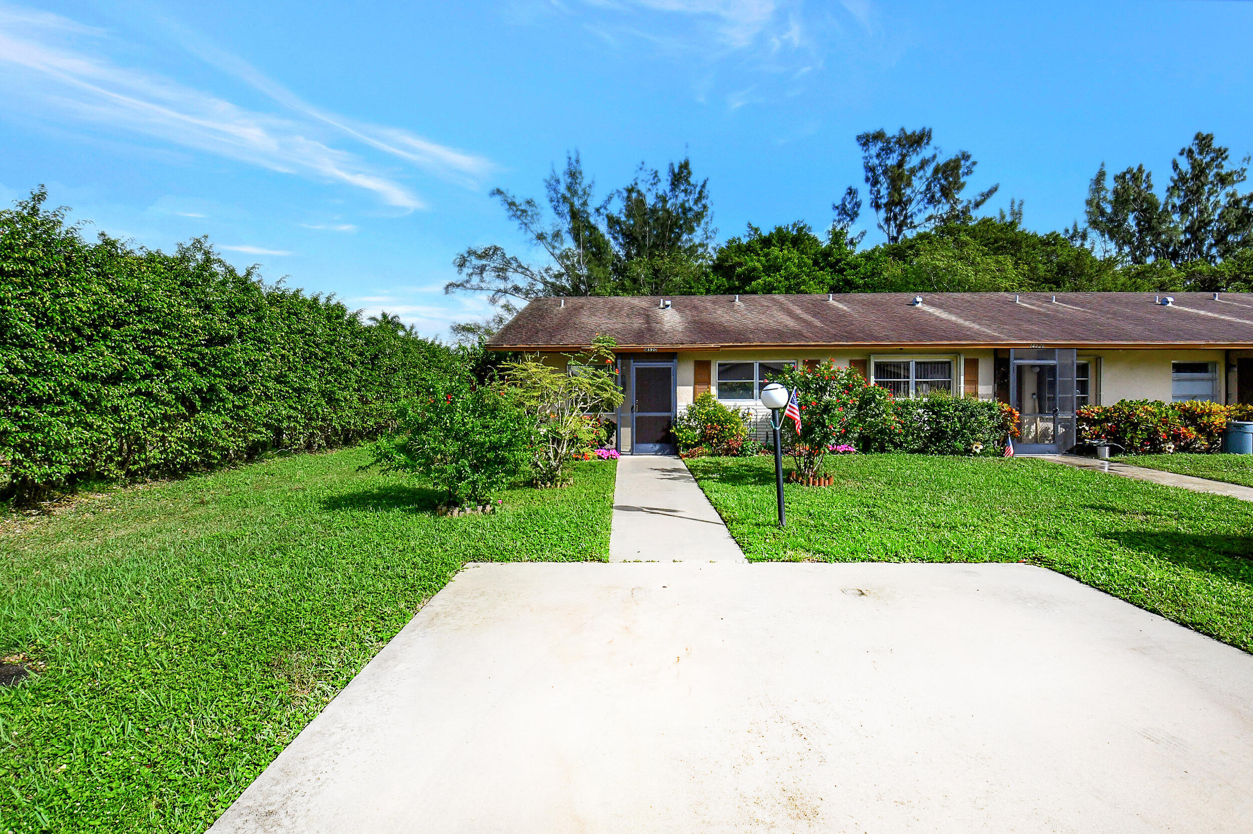 14520 Lucy Drive Delray Beach, FL 33484 - Photo 3 of 63 End Unit Villa